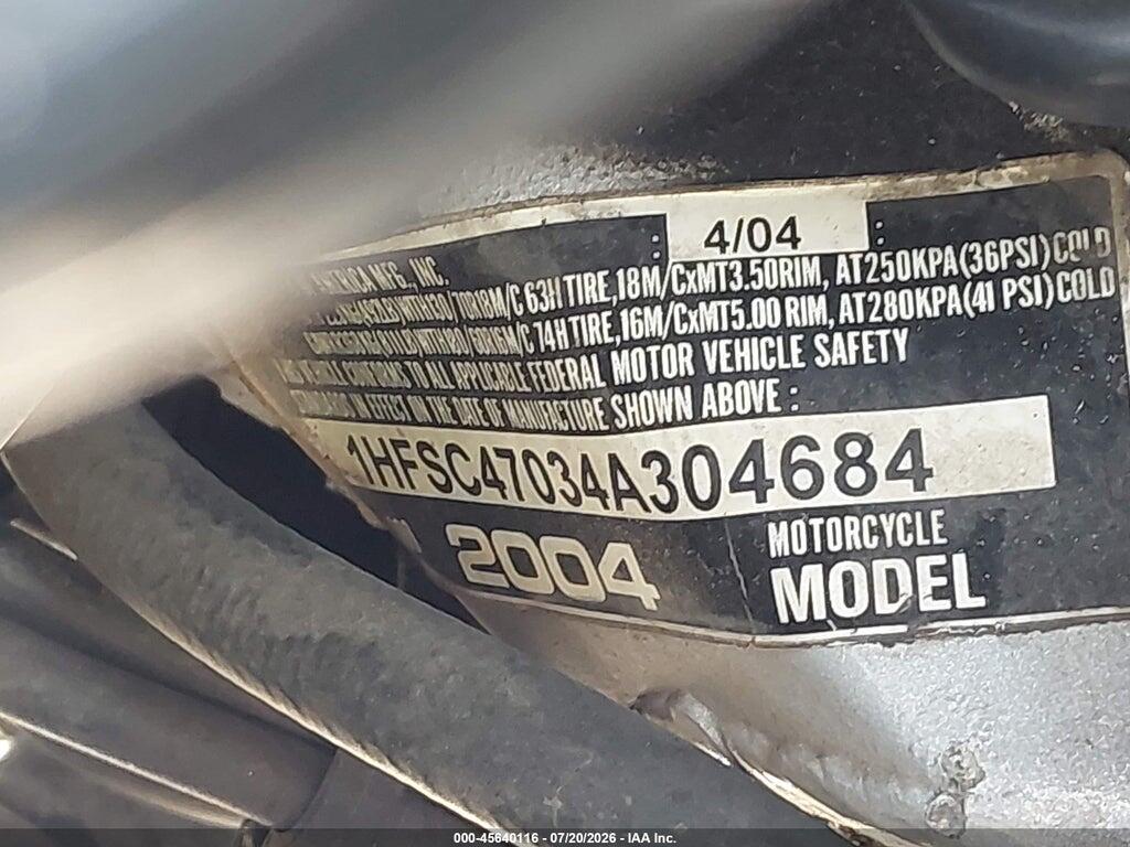 1HFSC47034A304684 2004 HONDA GL1800 photo no. 10