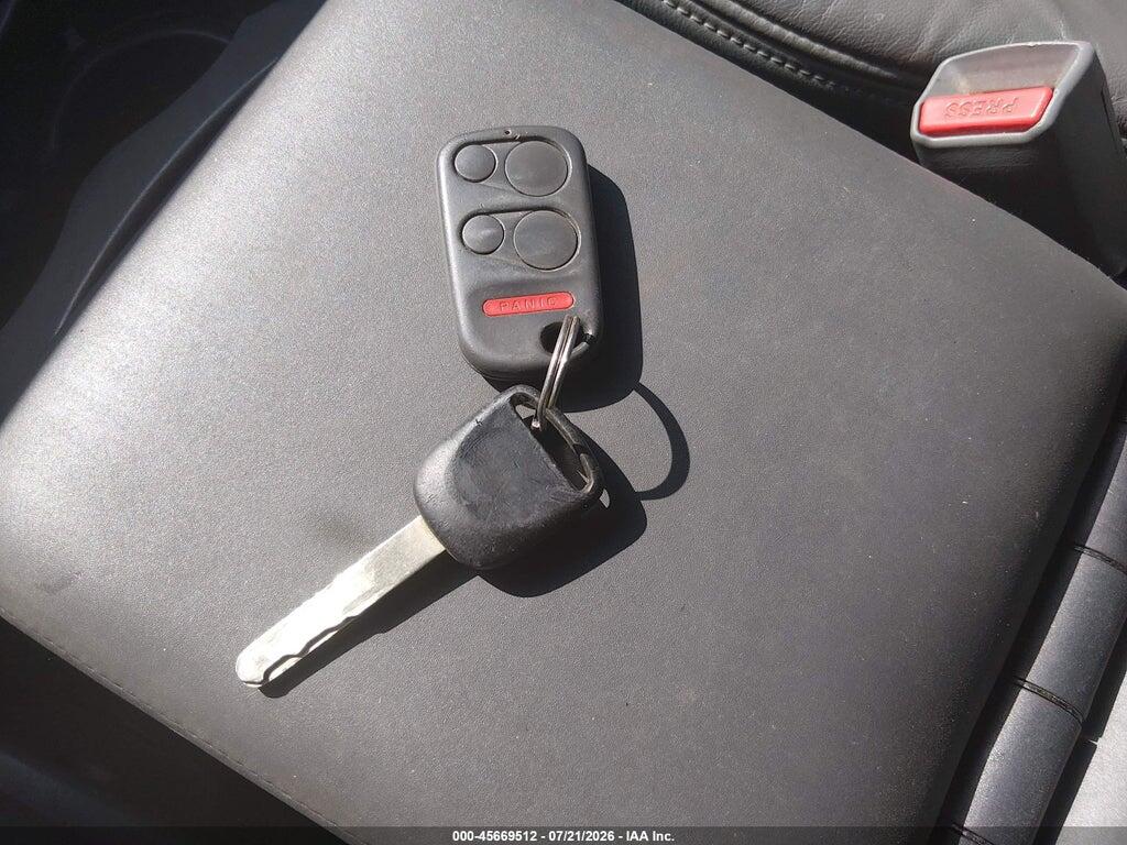 5FNRL18714B108575 2004 HONDA ODYSSEY photo no. 11