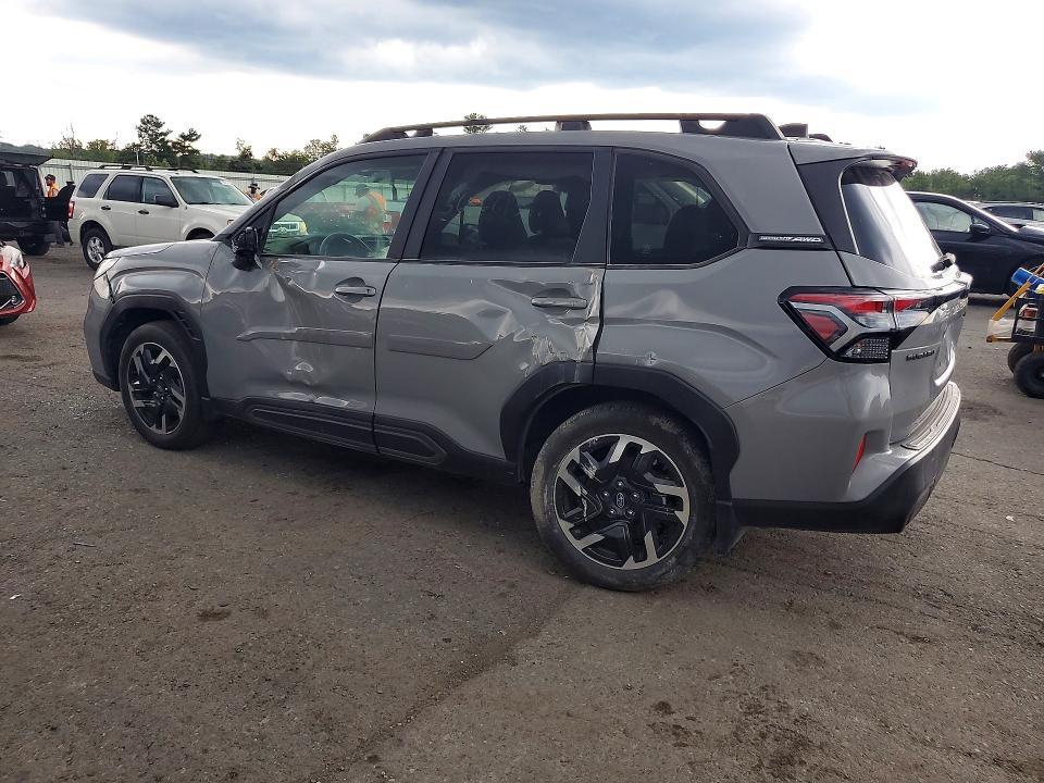 2025 SUBARU FORESTER LIMITED — Фото 2 из 14