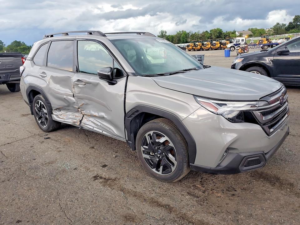 2025 SUBARU FORESTER LIMITED — Фото 4 из 14