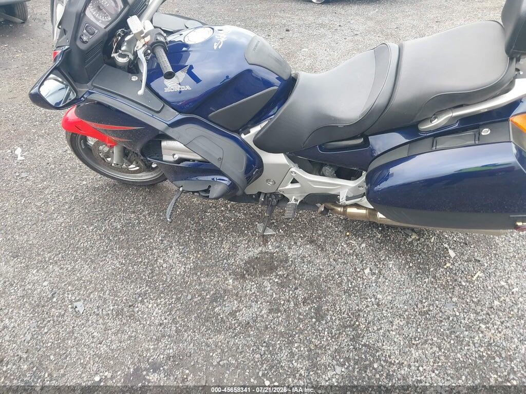 JH2SC51014M200581 2004 HONDA ST1300 photo no. 10