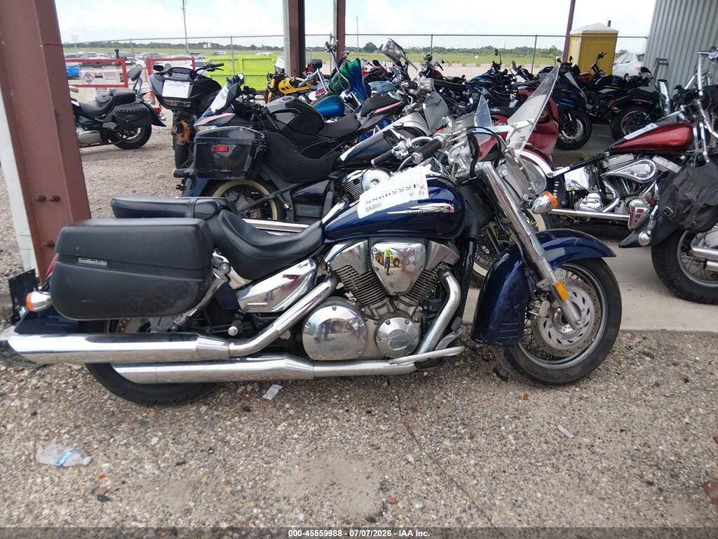 1HFSC52084A106745 2004 HONDA VT1300 photo no. 12