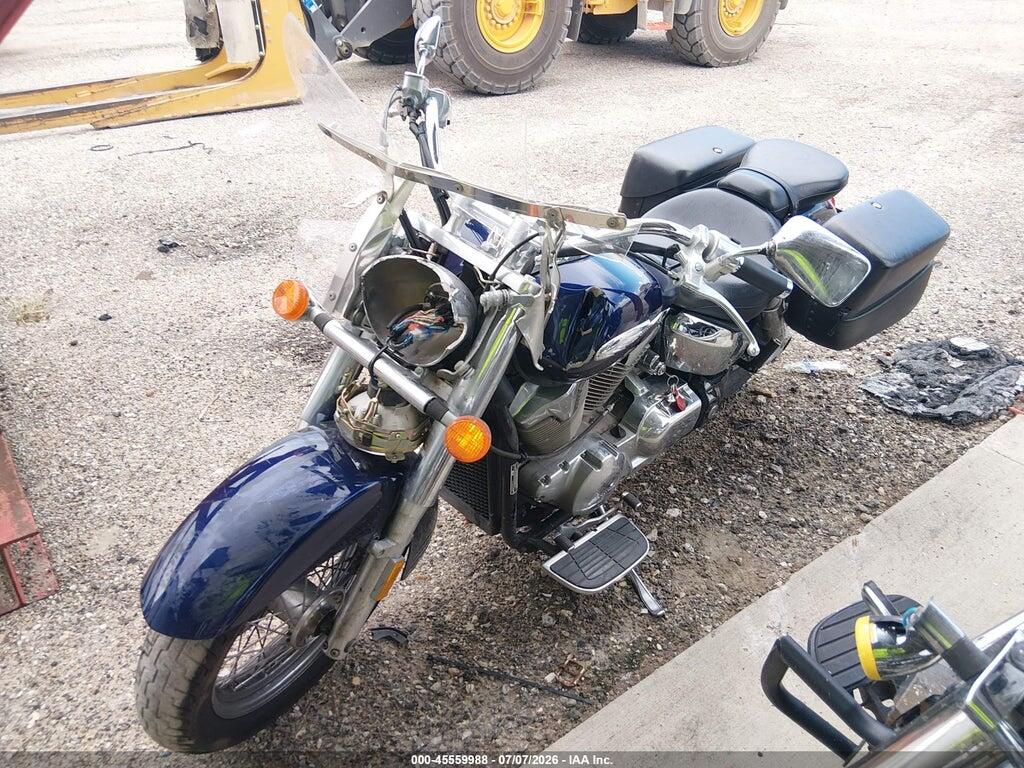 1HFSC52084A106745 2004 HONDA VT1300 photo no. 2