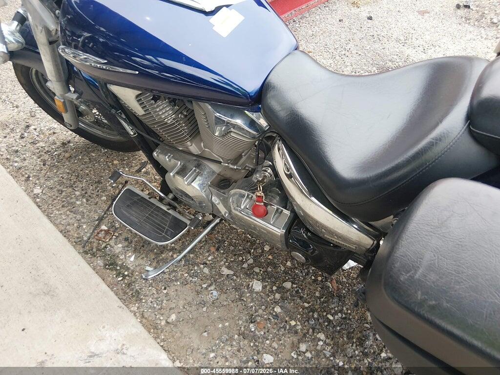 1HFSC52084A106745 2004 HONDA VT1300 photo no. 9
