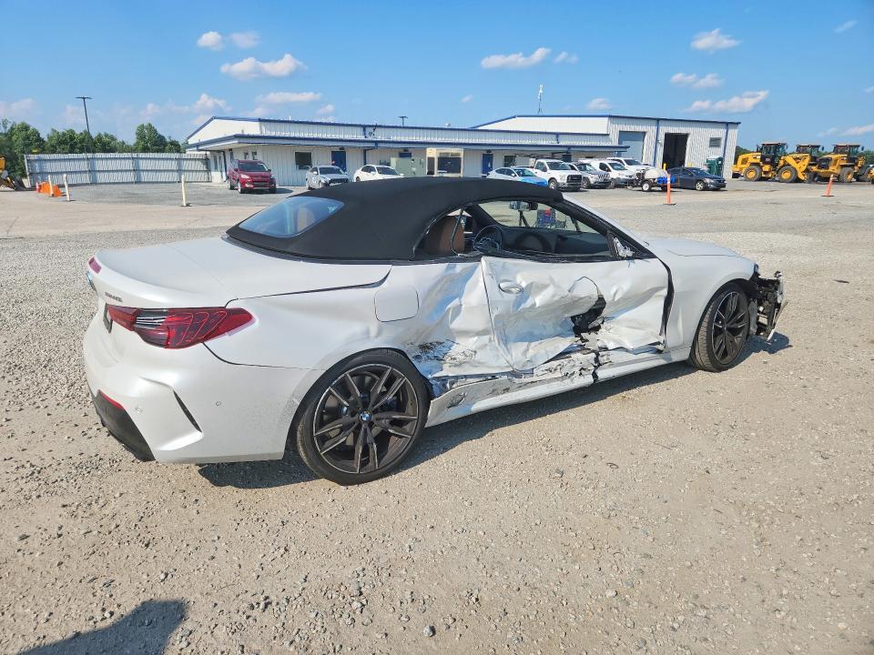 2025 BMW M440I — Фото 3 из 12
