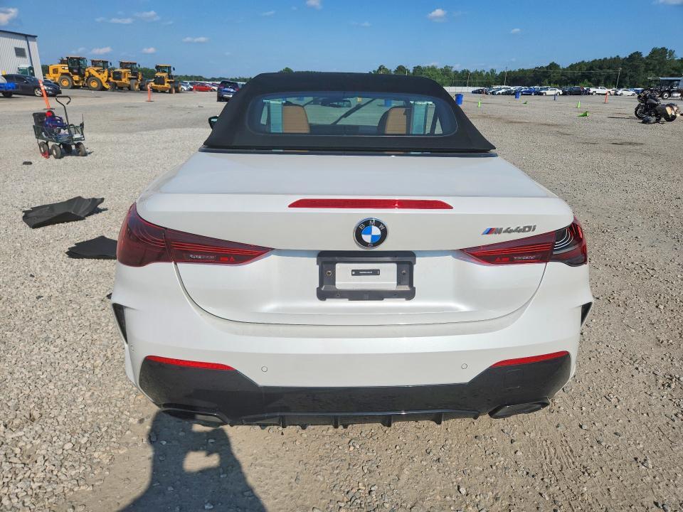 2025 BMW M440I — Фото 6 из 12