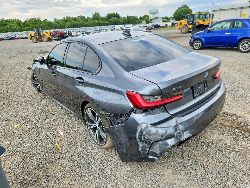 2020 BMW 330XI — Фото 2 из 12