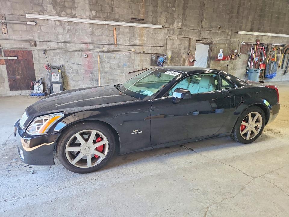 2005 CADILLAC XLR 1G6YV34A555601569