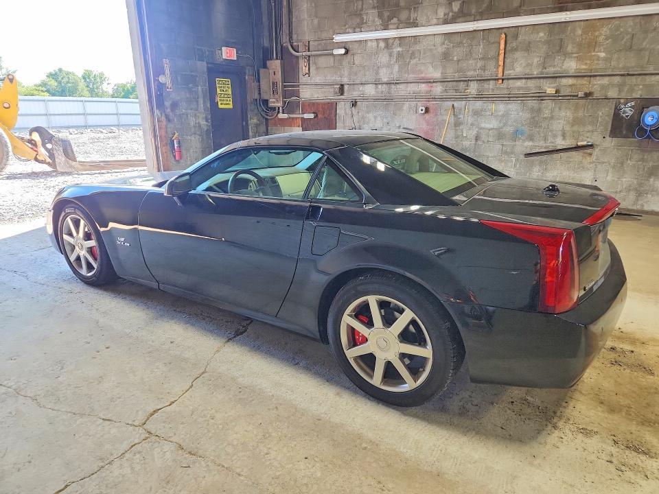 2005 CADILLAC XLR — Фото 2 из 12