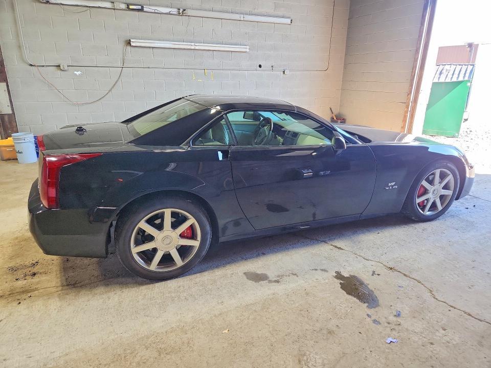 2005 CADILLAC XLR — Фото 3 из 12