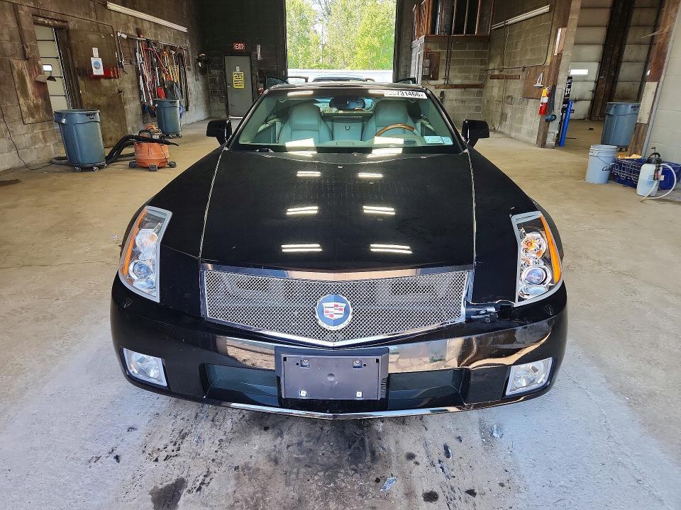 2005 CADILLAC XLR — Фото 5 из 12