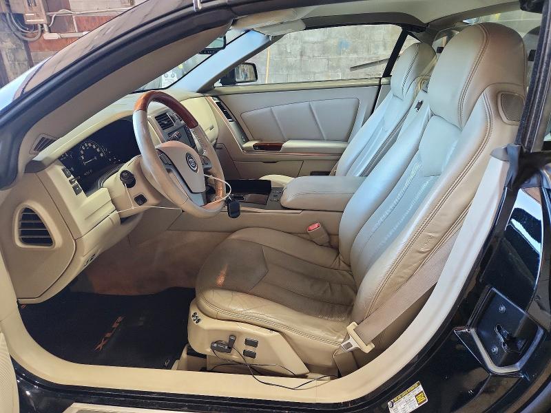 2005 CADILLAC XLR — Фото 7 из 12