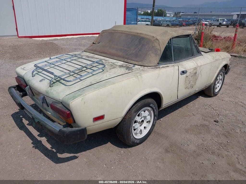 ZFAAS00B1C8189190 1982 FIAT 124 photo no. 4
