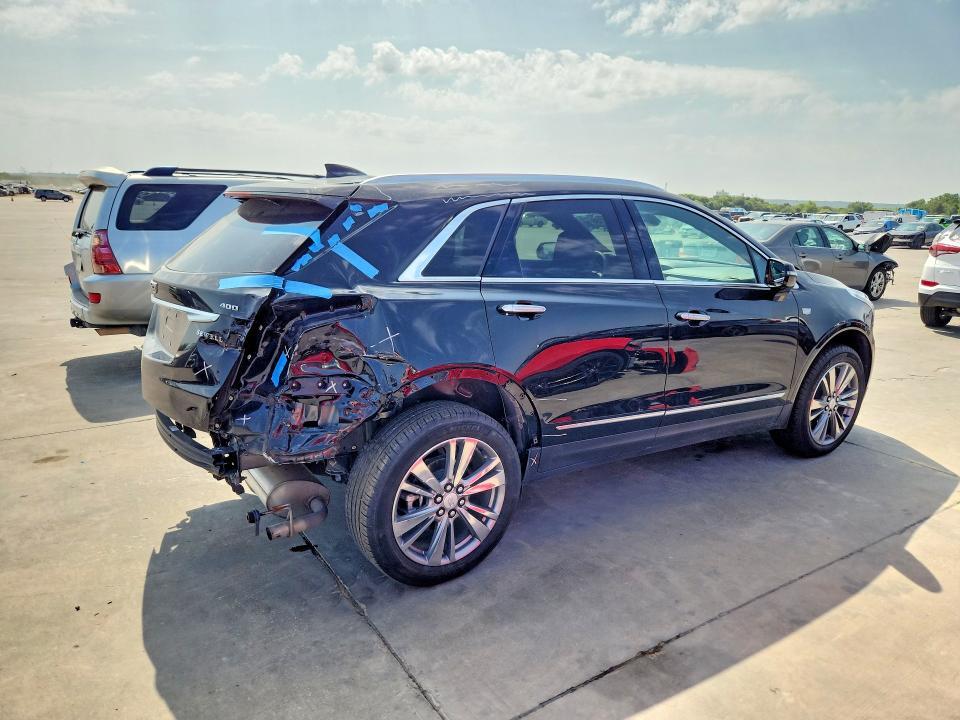 2025 CADILLAC XT5 PREMIUM LUXURY — Фото 3 из 14