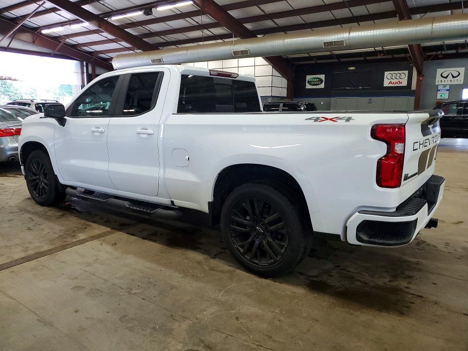 2020 CHEVROLET SILVERADO K1500 RST — Фото 2 из 12