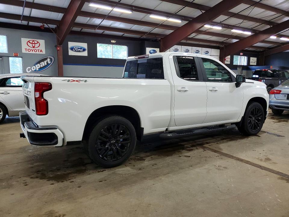 2020 CHEVROLET SILVERADO K1500 RST — Фото 3 из 12