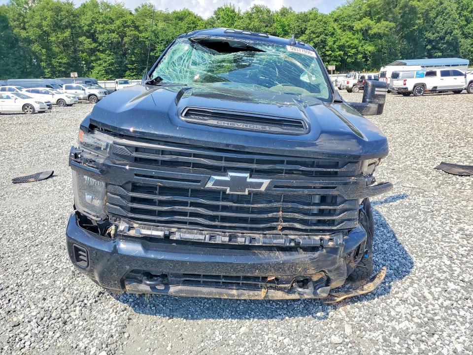 2025 CHEVROLET SILVERADO K2500 CUSTOM — Фото 5 из 12