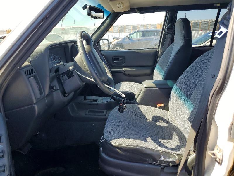 2000 JEEP CHEROKEE SPORT — Фото 7 из 13