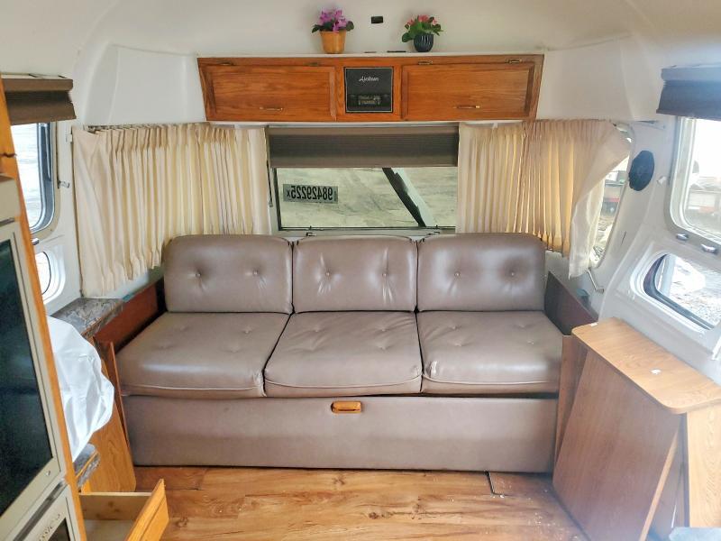 1989 AIRSTREAM EXCELLA CAMPER — Фото 5 из 10
