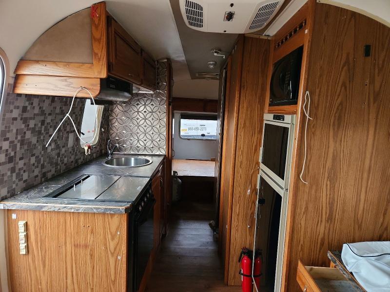 1989 AIRSTREAM EXCELLA CAMPER — Фото 6 из 10