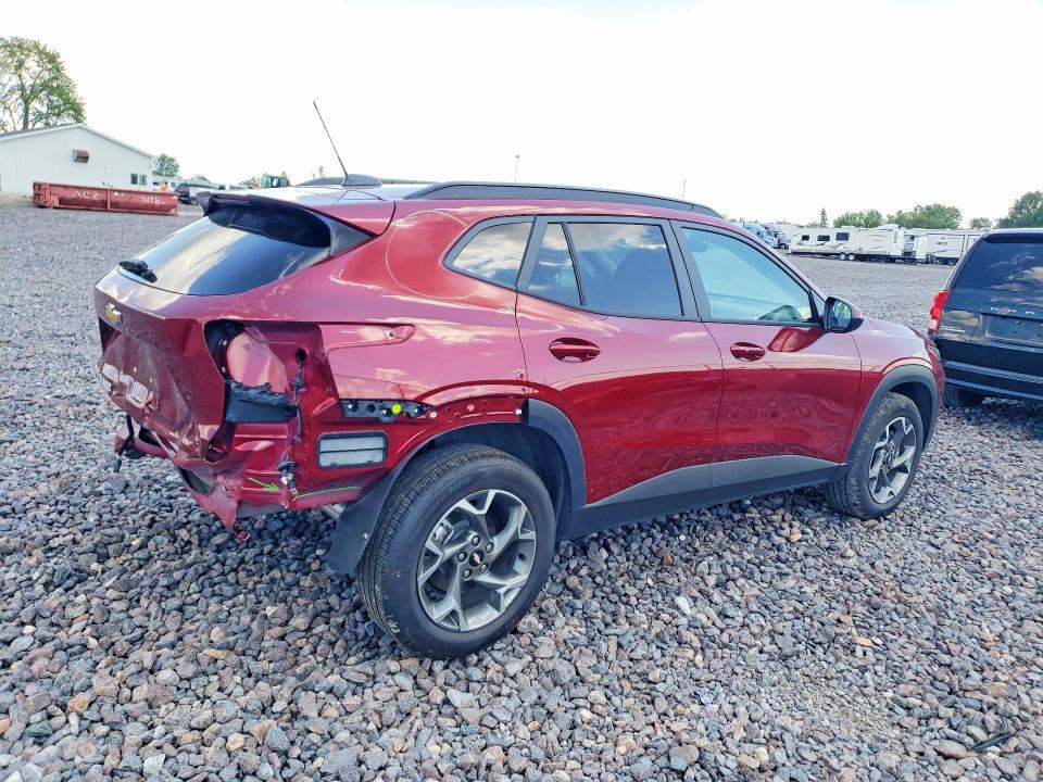 2025 CHEVROLET TRAX 1LT — Фото 3 из 12