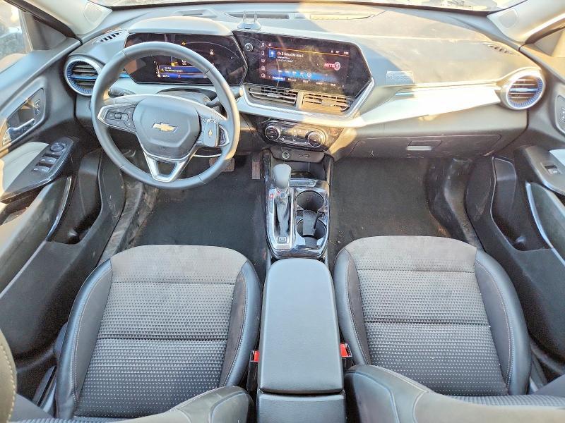 2025 CHEVROLET TRAX 1LT — Фото 8 из 13