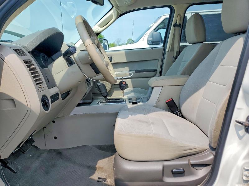 1FMCU0D76AKD48198 2010 FORD ESCAPE photo no. 7