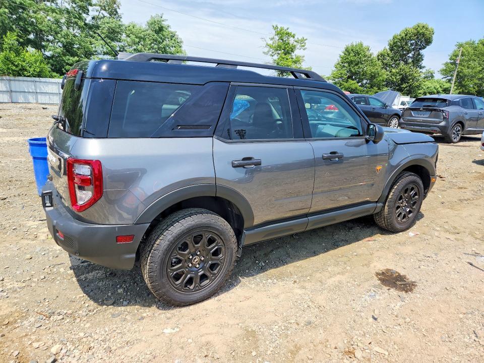 2025 FORD BRONCO SPORT BADLANDS — Фото 3 из 13