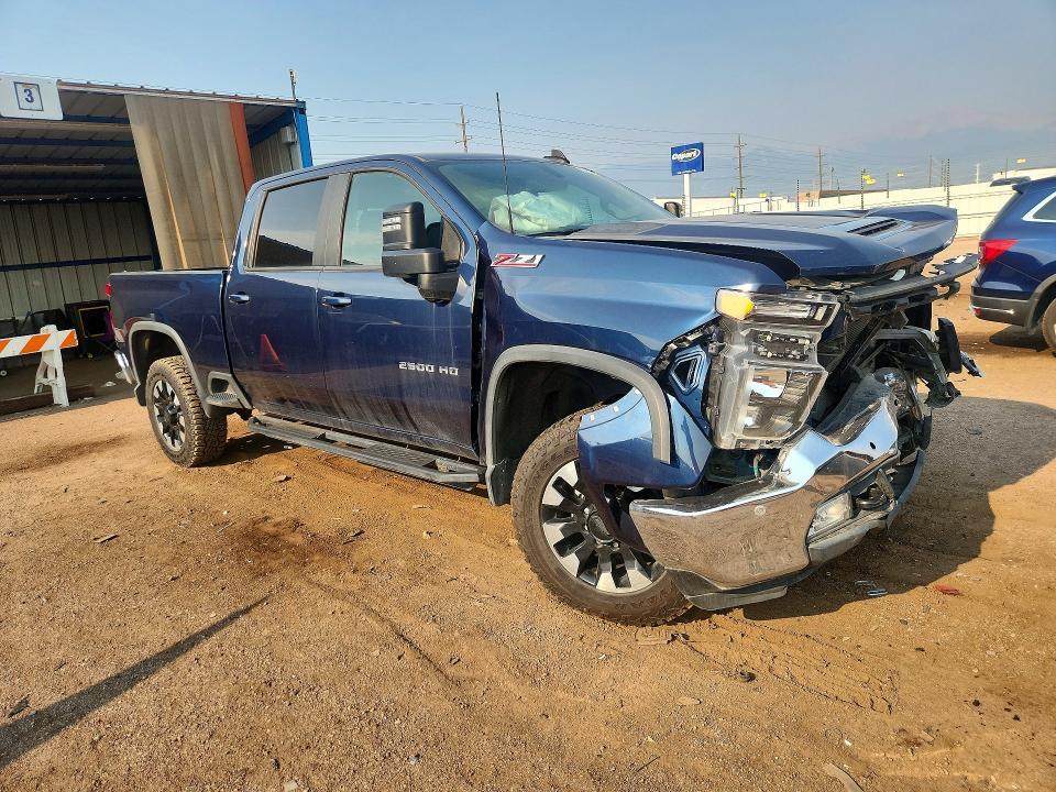 2020 CHEVROLET SILVERADO K2500 HEAVY DUTY LT — Фото 4 из 12