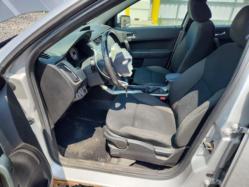 1FAHP3GN7AW190319 2010 FORD FOCUS photo no. 7