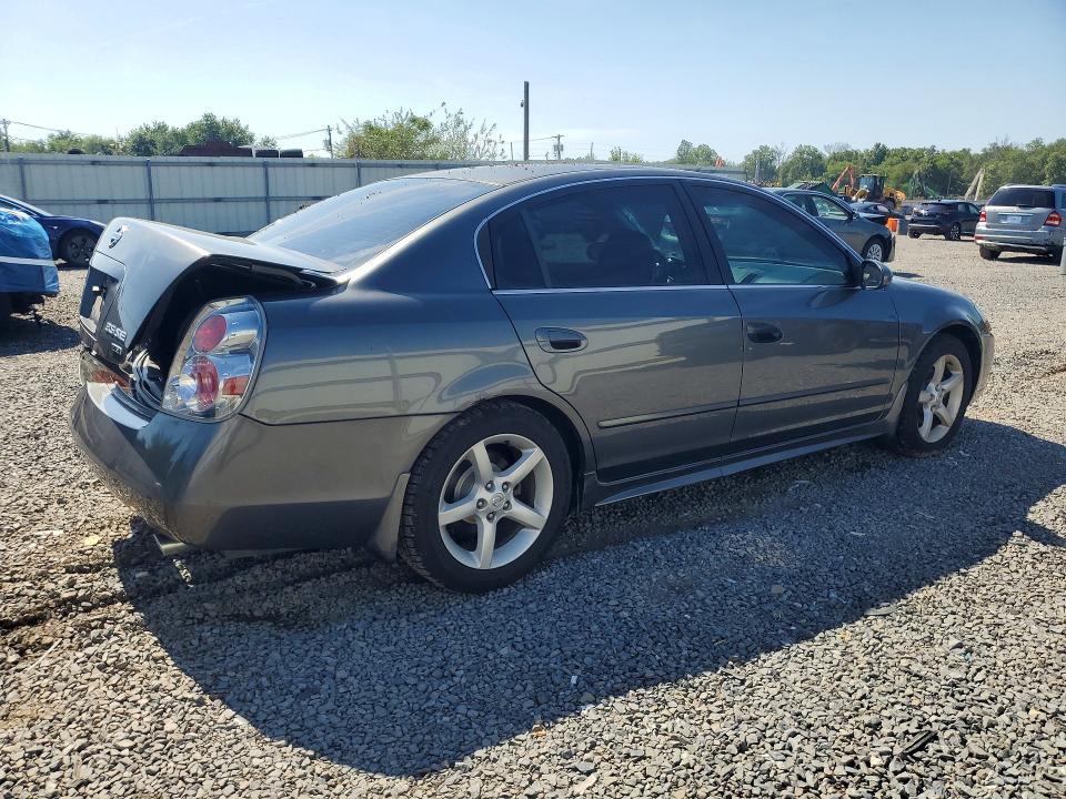 2005 NISSAN ALTIMA 3.5 SE — Фото 3 из 12
