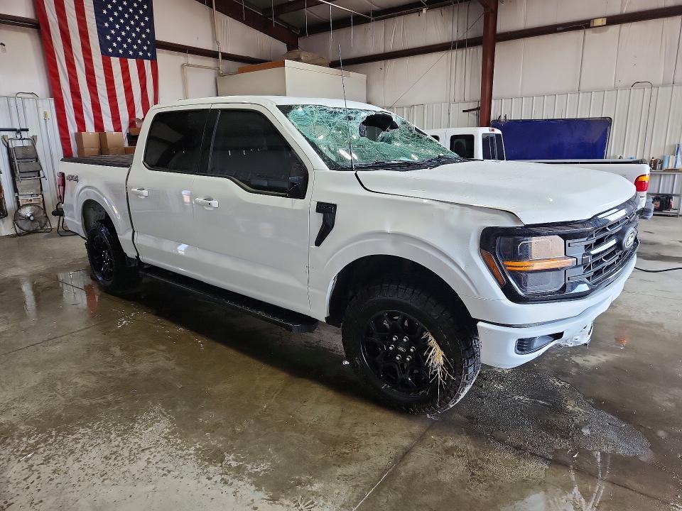 1FTFW3L52SKD74098 2025 FORD F150 photo no. 4