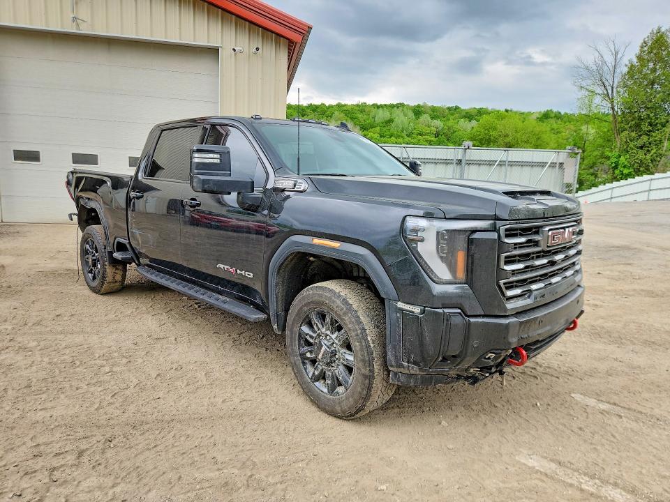2025 GMC SIERRA K2500 AT4 — Фото 4 из 12