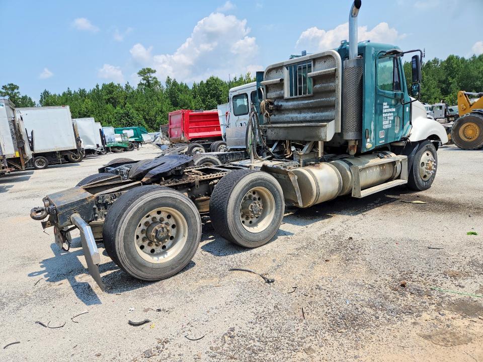 2001 FREIGHTLINER COLUMBIA 120 SEMI TRUCK — Фото 3 из 12