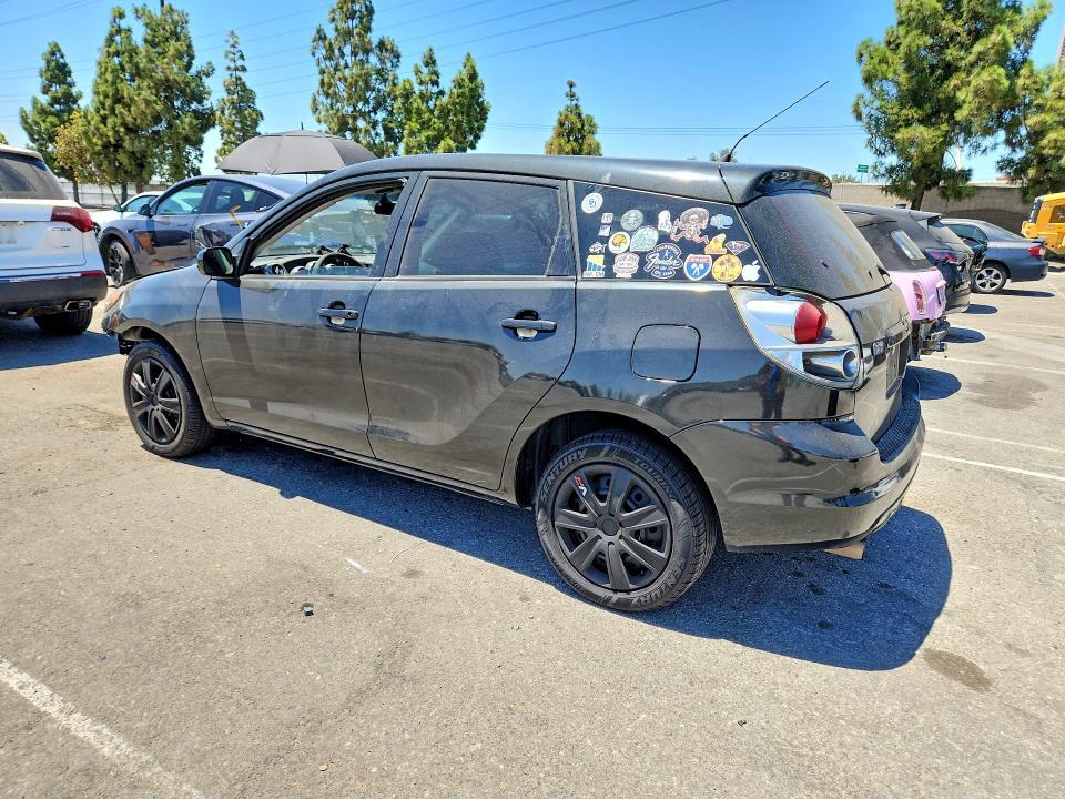 2T1KR32E35C422236 2005 TOYOTA MATRIX photo no. 2