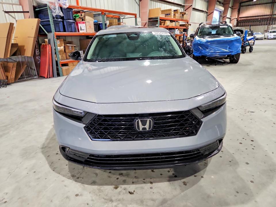 2025 HONDA ACCORD SE — Фото 5 из 13