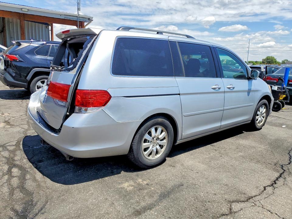 5FNRL3H49AB035856 2010 HONDA ODYSSEY photo no. 3