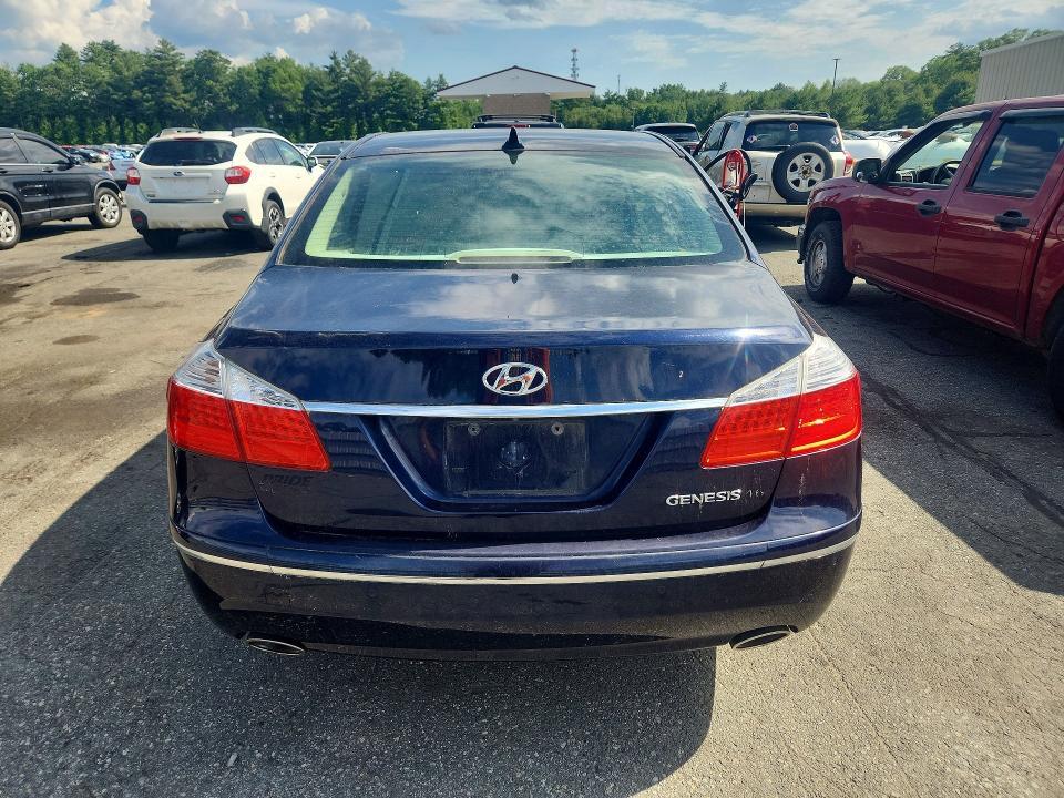 2010 HYUNDAI GENESIS 4.6L — Фото 6 из 12