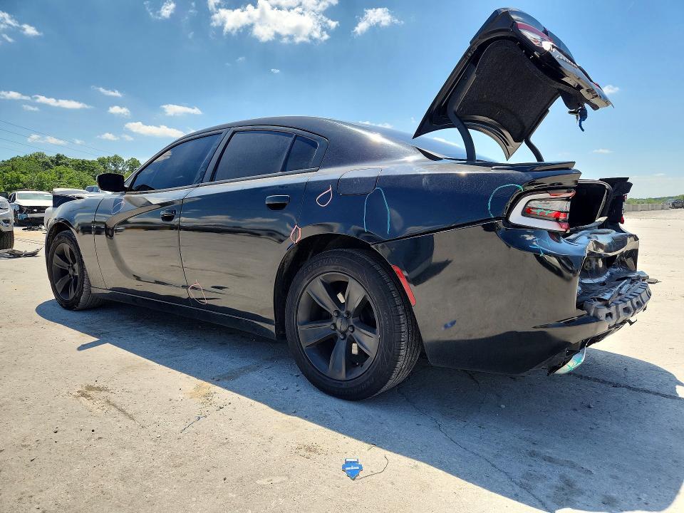 2C3CDXBG8FH725598 2015 DODGE CHARGER photo no. 2
