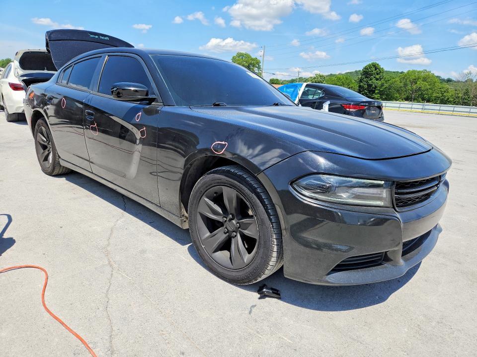 2C3CDXBG8FH725598 2015 DODGE CHARGER photo no. 4