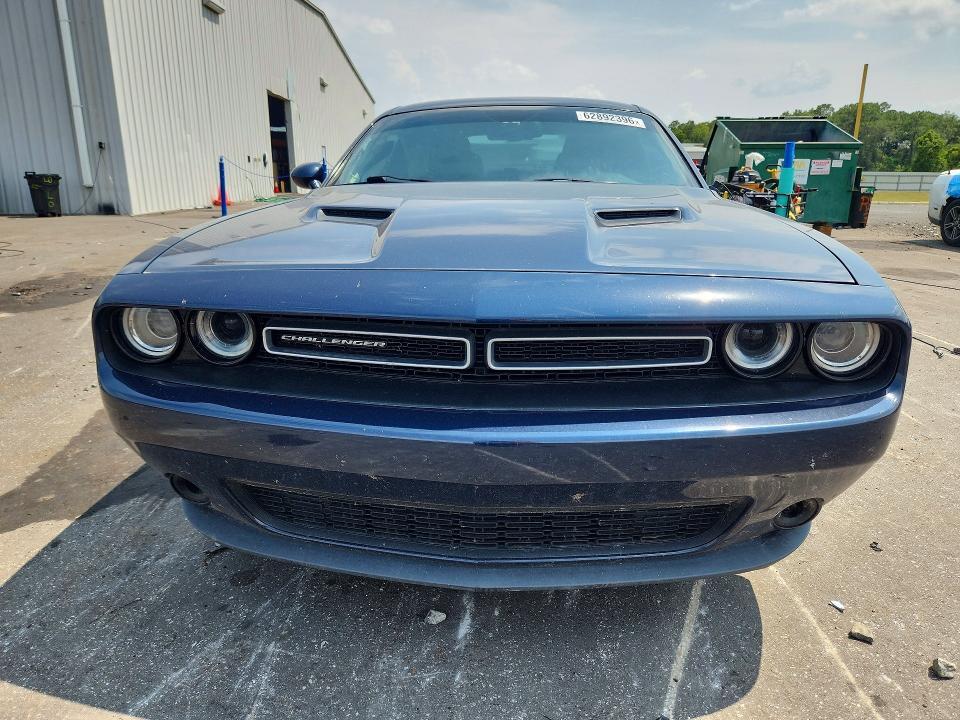 2015 DODGE CHALLENGER SXT — Фото 5 из 12