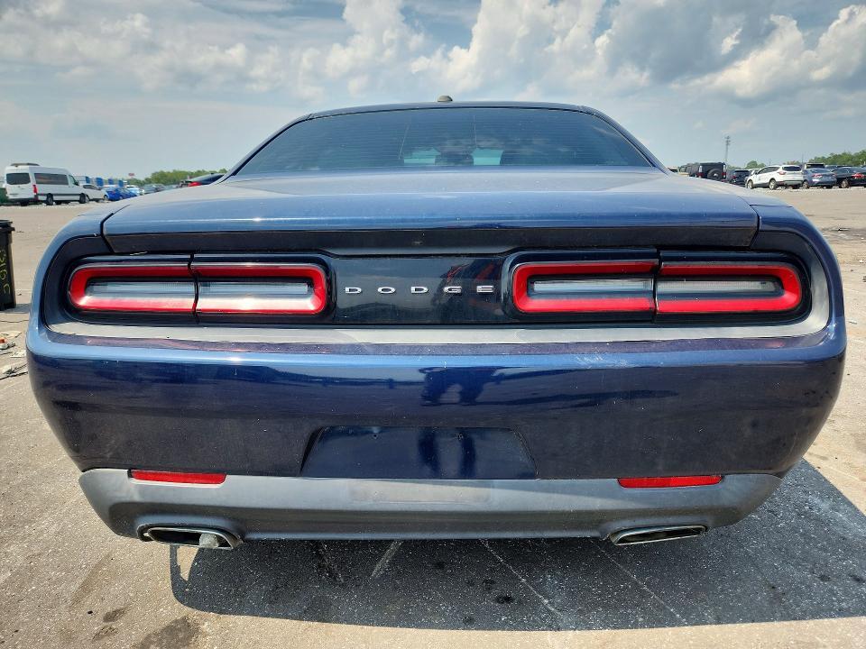 2015 DODGE CHALLENGER SXT — Фото 6 из 12