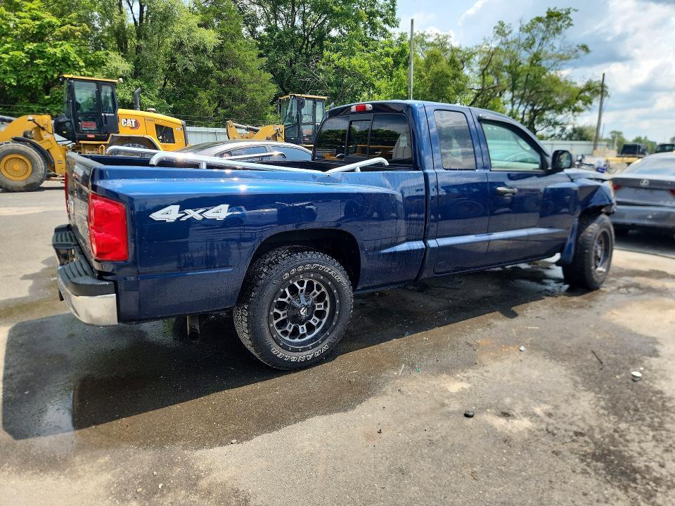 2006 DODGE DAKOTA SLT — Фото 3 из 13