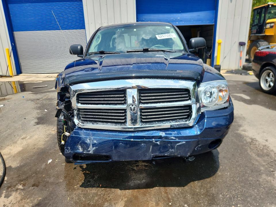 2006 DODGE DAKOTA SLT — Фото 5 из 13