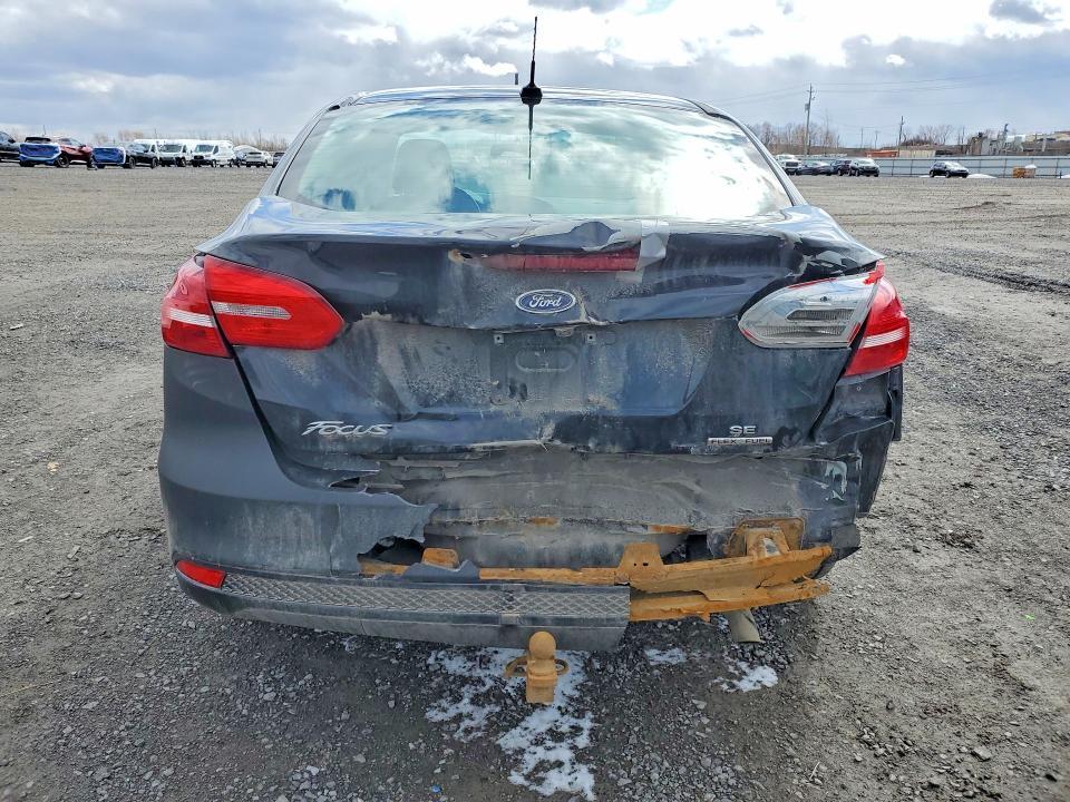 2015 FORD FOCUS SE — Фото 6 из 13