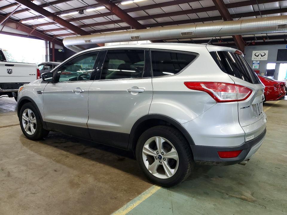2015 FORD ESCAPE SE — Фото 2 из 13
