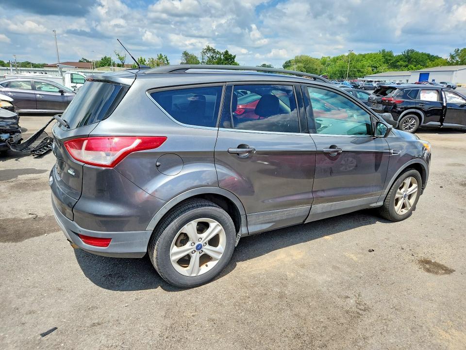 2015 FORD ESCAPE SE — Фото 3 из 12