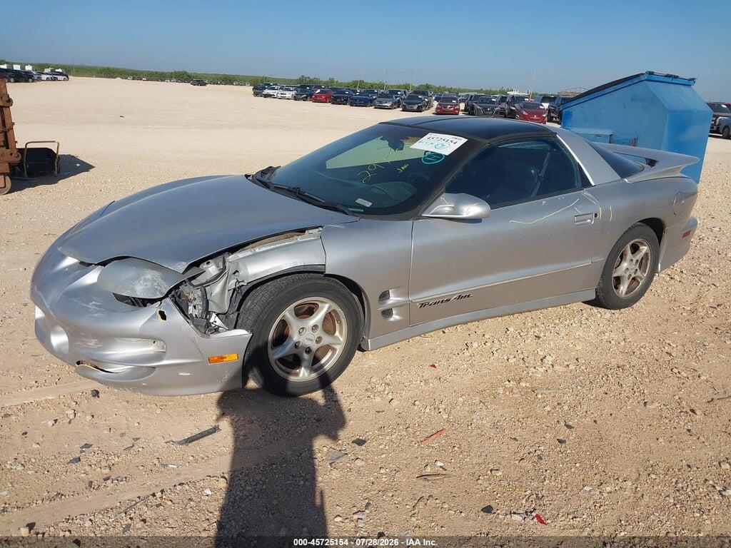 2G2FV22GX22164153 2002 PONTIAC FIREBIRD photo no. 2
