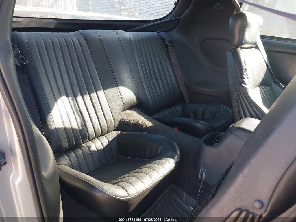 2G2FV22GX22164153 2002 PONTIAC FIREBIRD photo no. 8