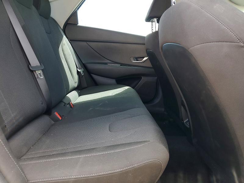 2025 HYUNDAI ELANTRA SE — Фото 10 из 12